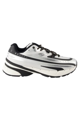 dynamic-airspeed-sneakers