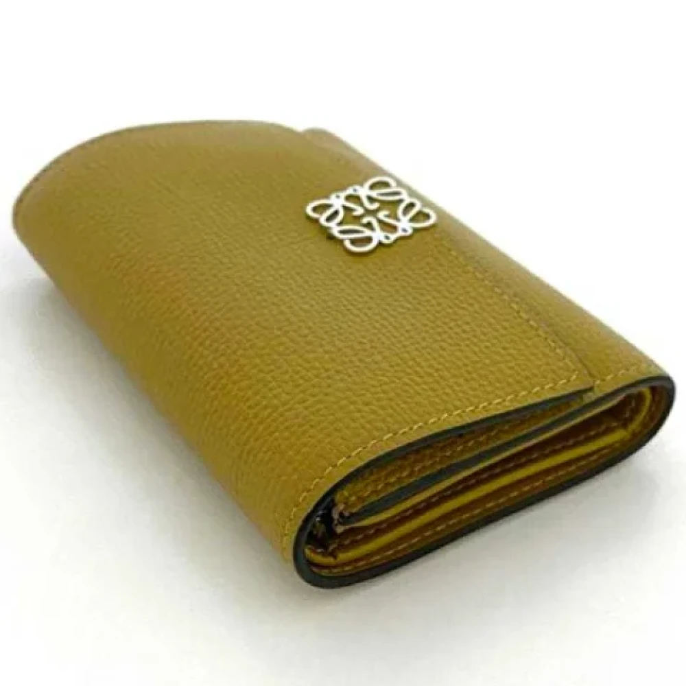 Loewe Pre-owned Leather wallets Green Dames