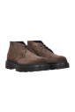 bottines-en-daim-a-lacets