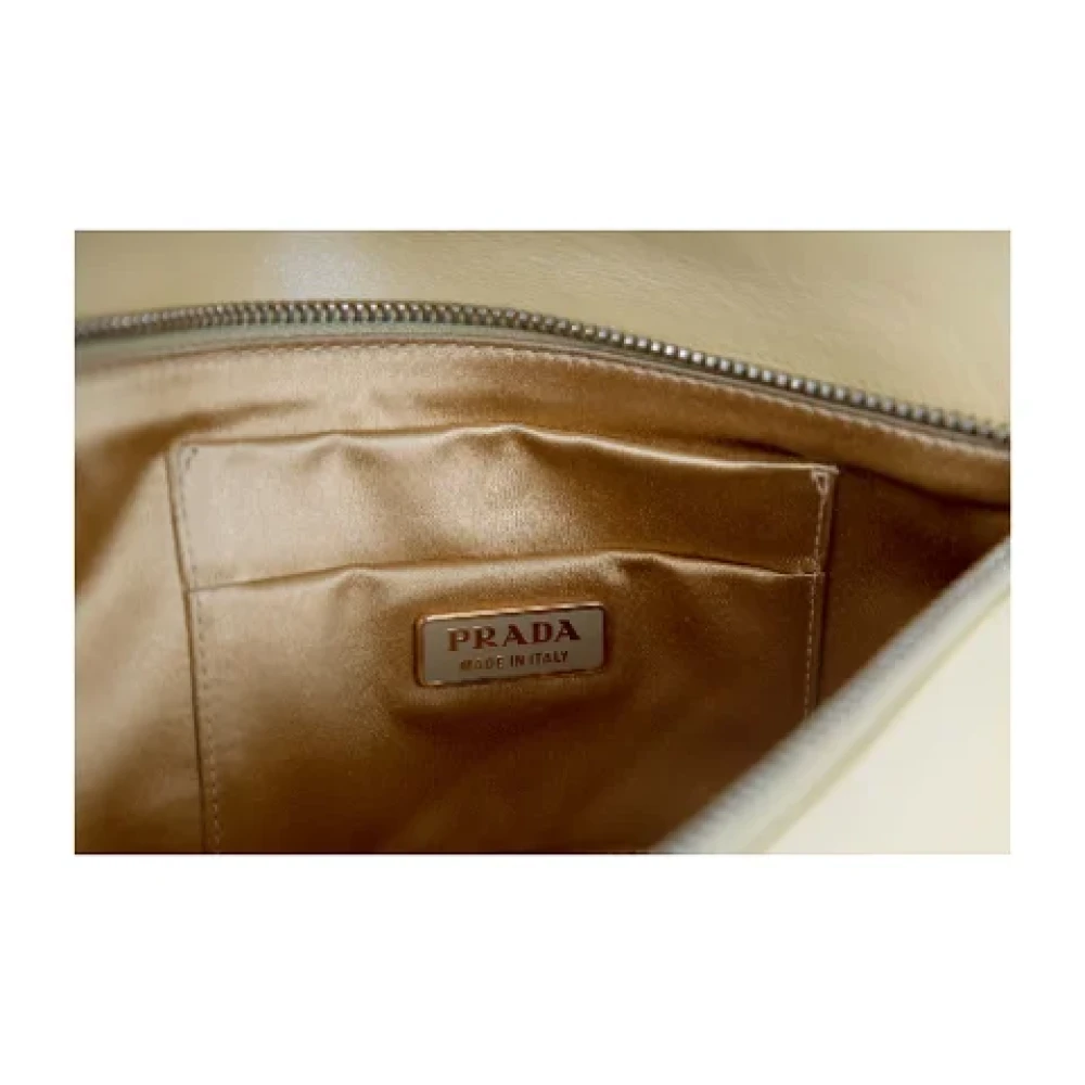 Prada Vintage Pre-owned Leather wallets Yellow Dames