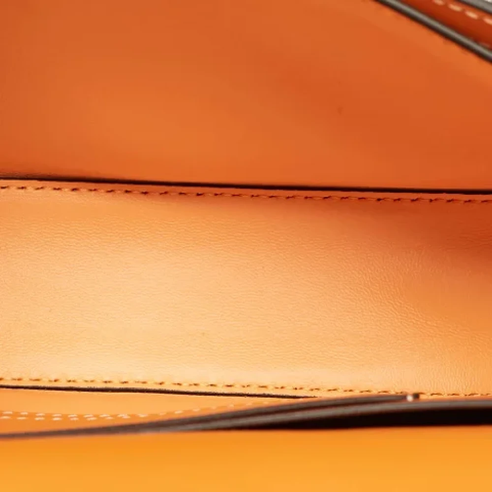 Burberry Vintage Pre-owned Leather crossbody-bags Orange Dames
