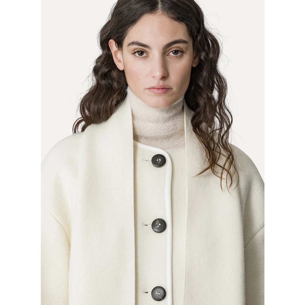 Forte Elfenkleurige wollen jas met franje White Dames