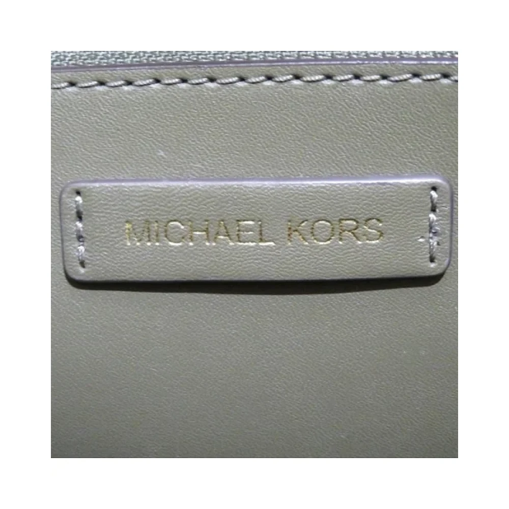 Michael Kors Pre-owned Leather shoulder-bags Green Dames