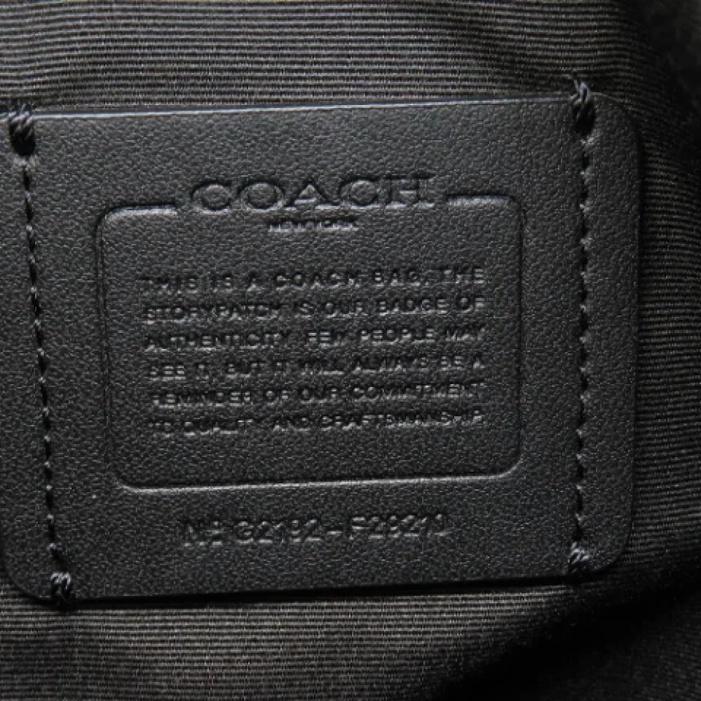 Coach Pre-owned Canvas shoulder-bags Black Dames
