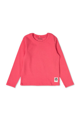 long-sleeved-t-shirt