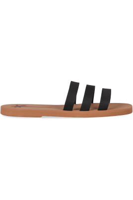sandales-plates-a-bout-rond-en-similicuir