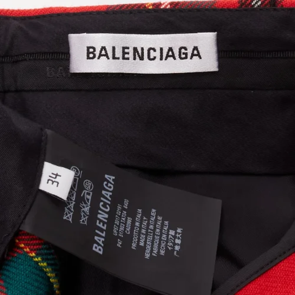 Balenciaga Vintage Pre-owned Wool bottoms Red Dames