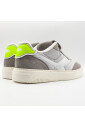 sneakers-blanches-multicolores-cuir-daim