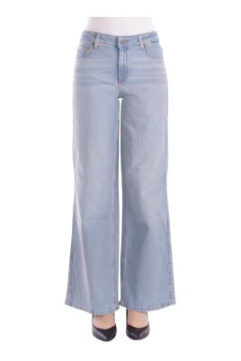 jean-denim-bleu-clair-avec-logo