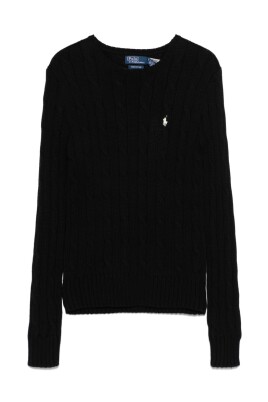 round-neck-knitwear