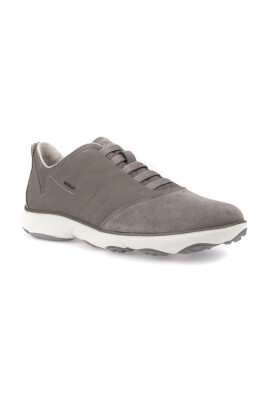 grijze-veterschoenen-voor-mannen