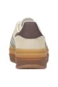 stoere-suede-sneakers-met-dikke-zool