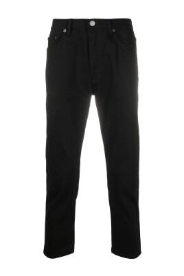 svarta-straight-cut-jeans-i-bomull