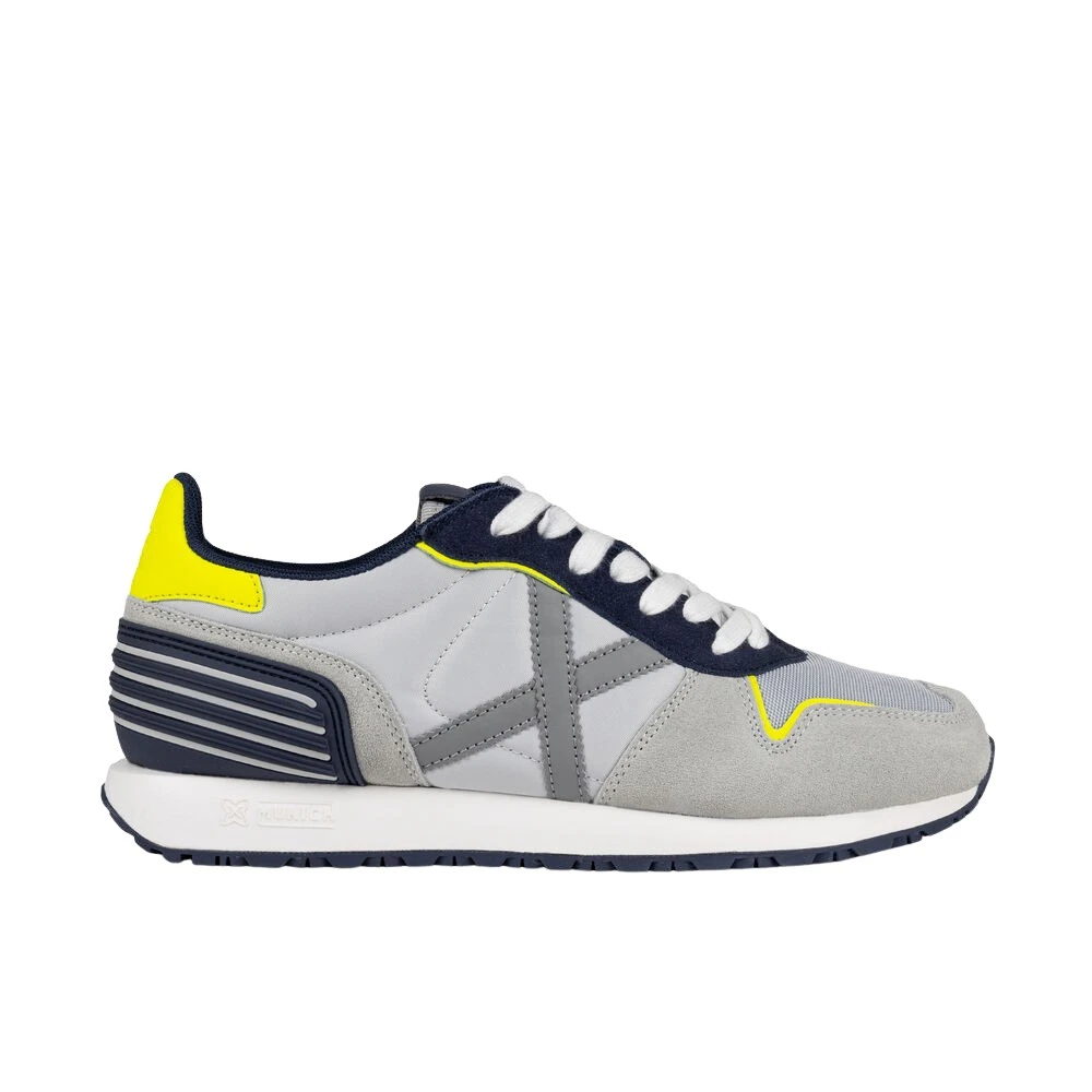 Shoes > Sneakers - - Munich - Modalova