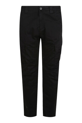 black-trousers-for-men-ss25