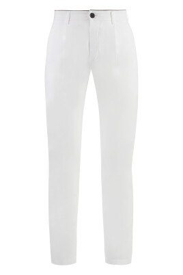 chino-pants-with-pockets-and-elastane
