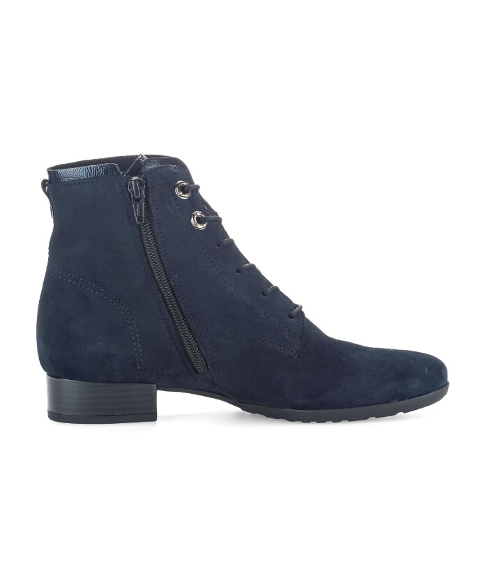 bottines-elegantes-en-daim