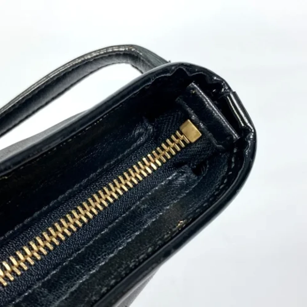 Salvatore Ferragamo Pre-owned Fabric shoulder-bags Black Dames