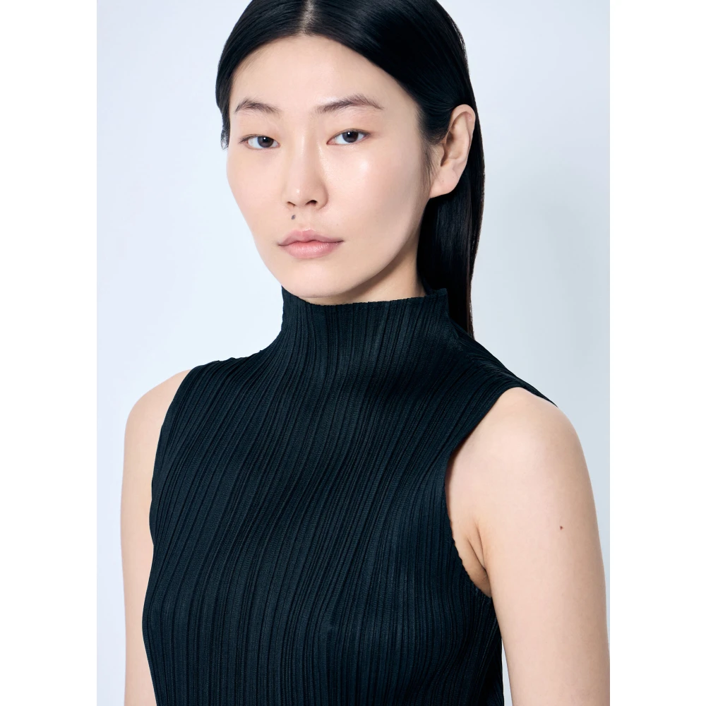 Issey Miyake Geplooide tanktop Black Dames