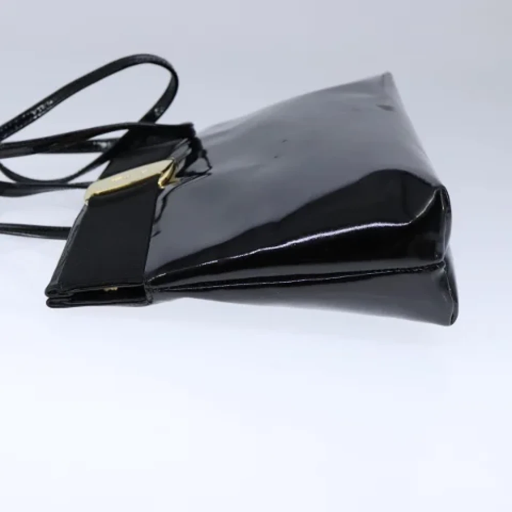 Salvatore Ferragamo Pre-owned Canvas shoulder-bags Black Dames