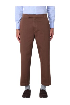 modern-cropped-trousers-with-pockets