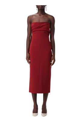 red-sheath-dress-elegant-feminine-style