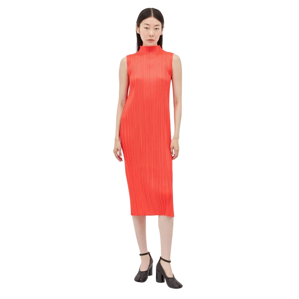 Issey Miyake April Midi Klänning Veckad Konstruktion Orange, Dam