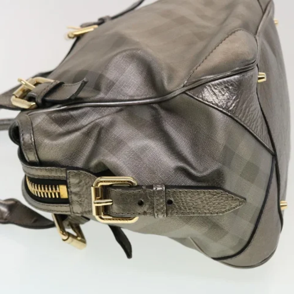 Burberry Vintage Pre-owned Leather shoulder-bags Gray Dames
