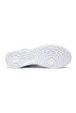 sneakers-blanches-style-classique-moderne