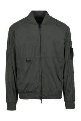 nylon-jacket-with-zipper-and-pockets