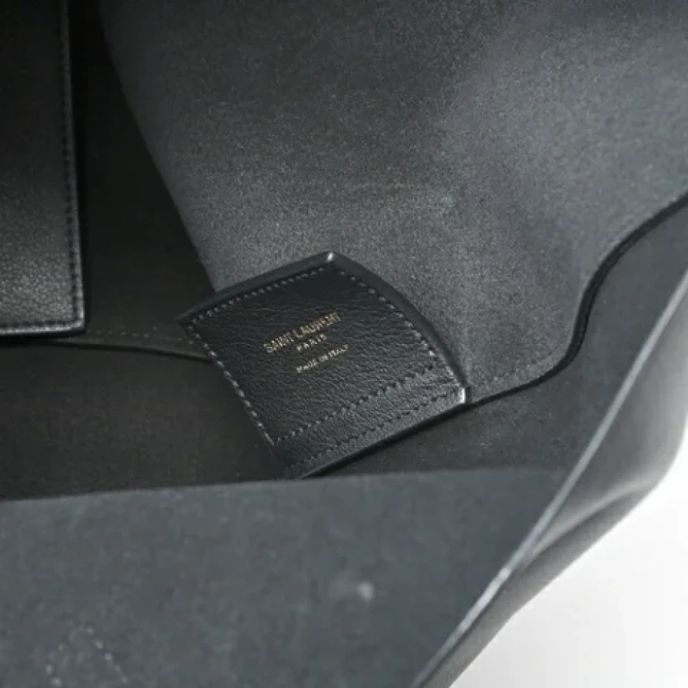 Yves Saint Laurent Vintage Pre-owned Leather totes Black Dames