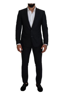 sleek-martini-style-wool-silk-mens-suit