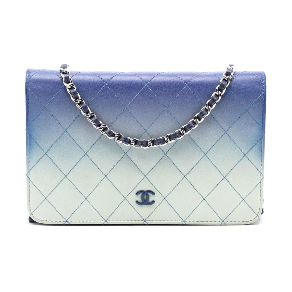 Chanel Vintage Women's Blue Pre-Owned Quilted Wallet On Chain