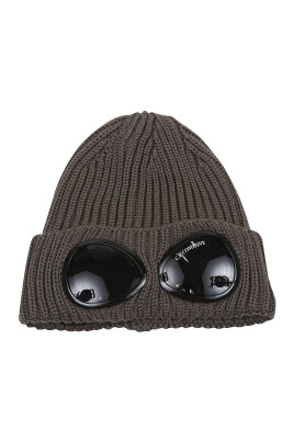 grey-knit-hat-with-goggle-lenses