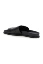 sandales-slide-noires-en-vernis