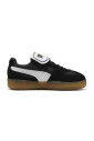 black-sneaker-for-women