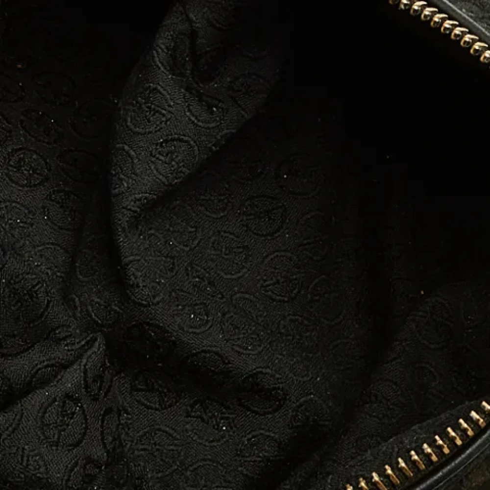 Armani Pre-owned Canvas shoulder-bags Black Dames