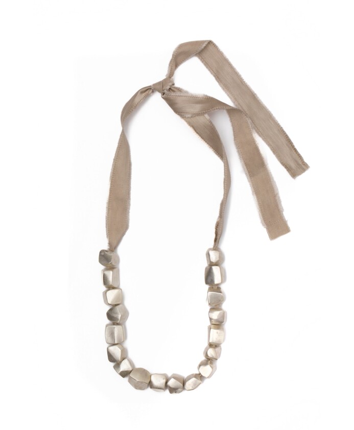 collier-lapis-argent-et-soie