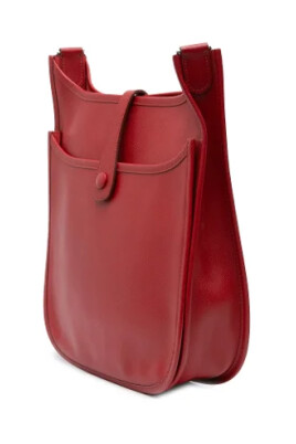 pre-owned-leather-crossbody-bags