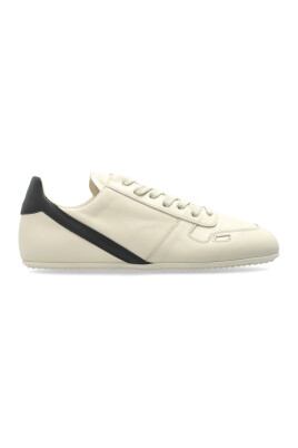 chaussures-de-sport-minimal-sneak