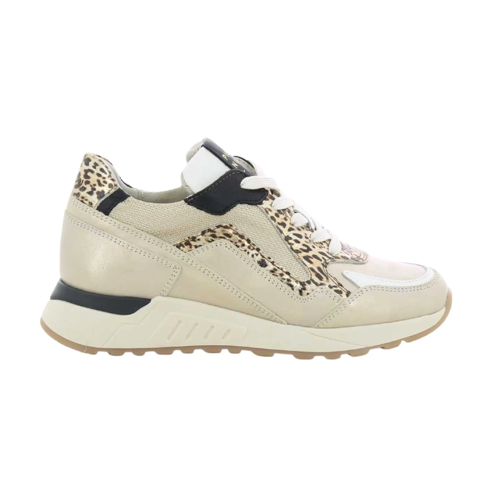 Piedi Nudi Platte Damesschoenen Platina Selva Dames Schoenen Beige