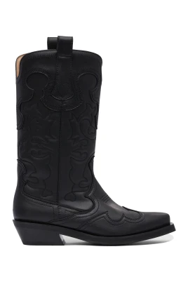 Svarta ankelboots med broderade detaljer
