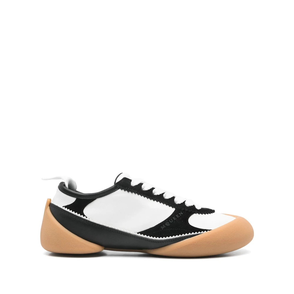 Alexander McQueen Witte Vetersneaker met Rubberen Zool Heren Schoenen Veelkleurig Multicolor