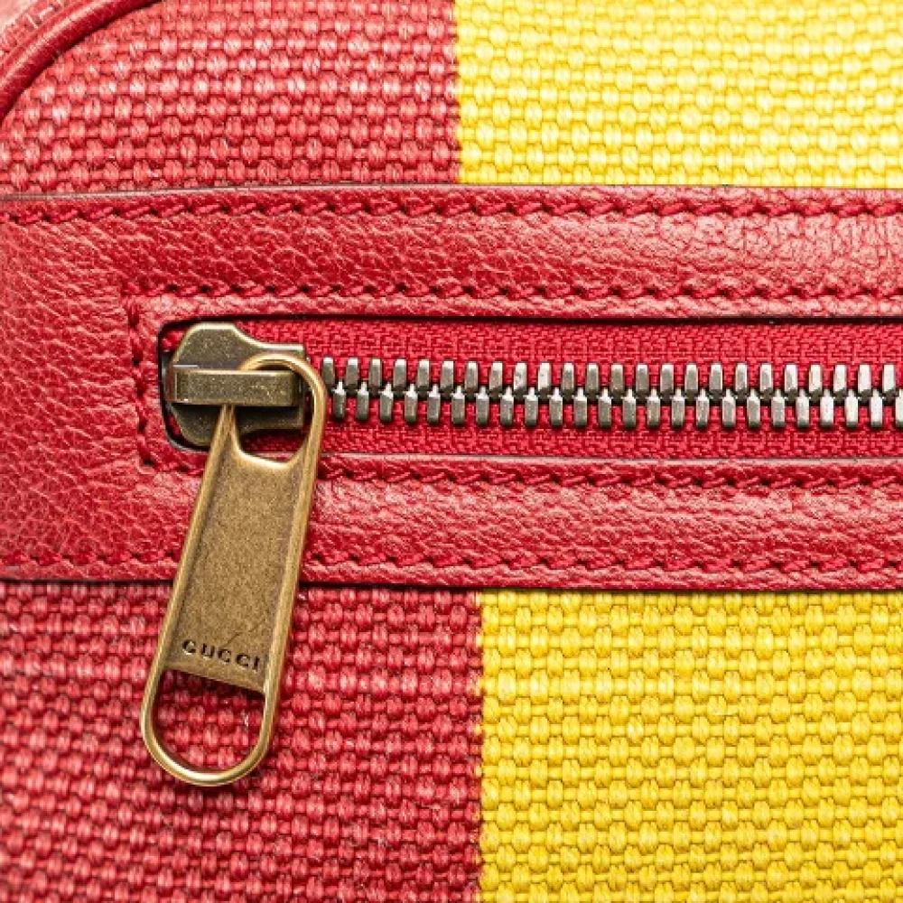 Gucci Vintage Pre-owned Canvas gucci-bags Red Dames