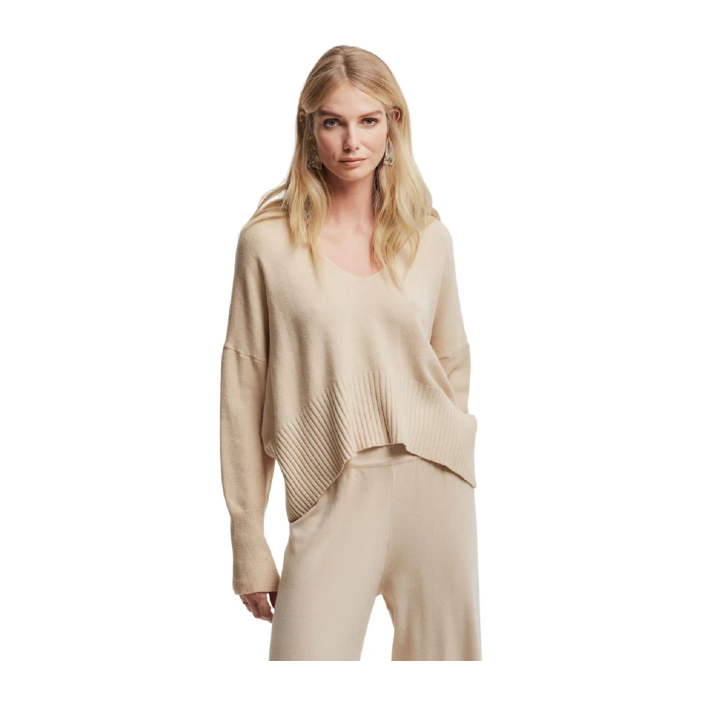 Kocca Gedrapeerd Beige Trui Beige Dames