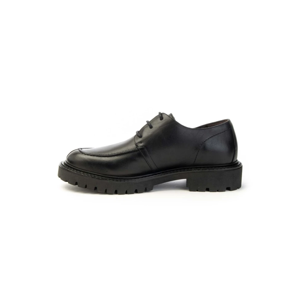 Ambitious Leren Veterschoenen Lichtgewicht Zool Black Heren