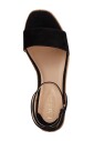 chic-decollete-wedges