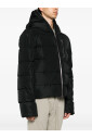 doudoune-noire-a-capuche