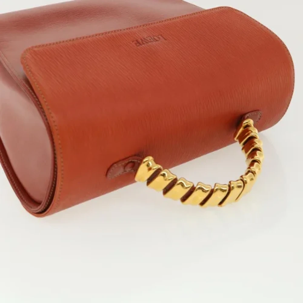 Loewe Pre-owned Leather handbags Red Dames