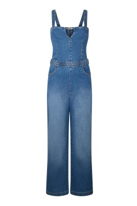 combinaison-en-denim-avec-decollete-en-v-et-pantalon-evase